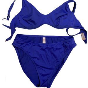 Victoria’s Secret 2Piece Bathing Suit Bottoms size Medium Top Size 34C